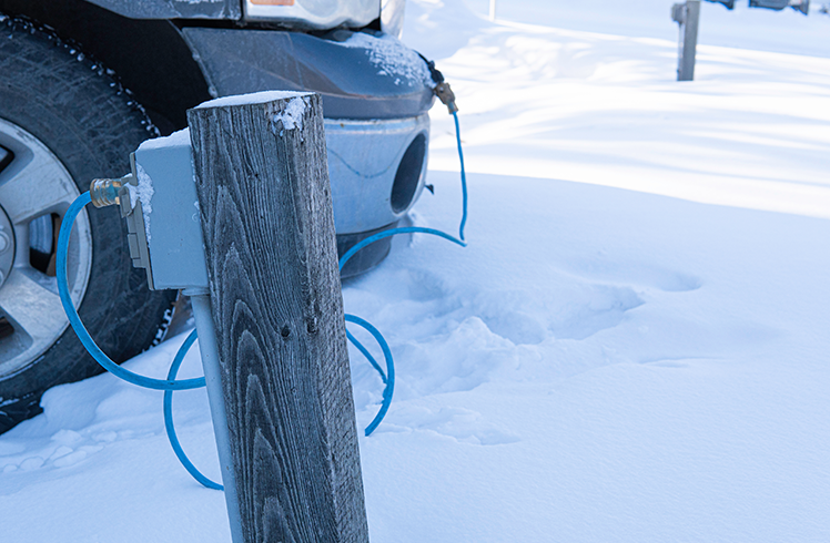 Block heater warming up a diesel engine